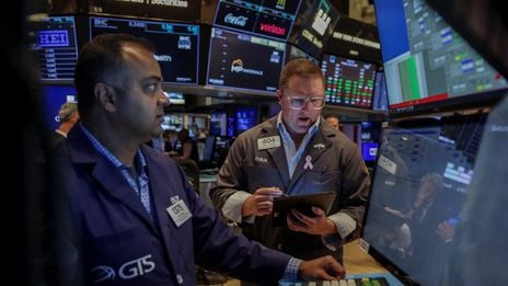 Asian Tech Stocks Shine as Markets Weigh Latest Tariff Twists